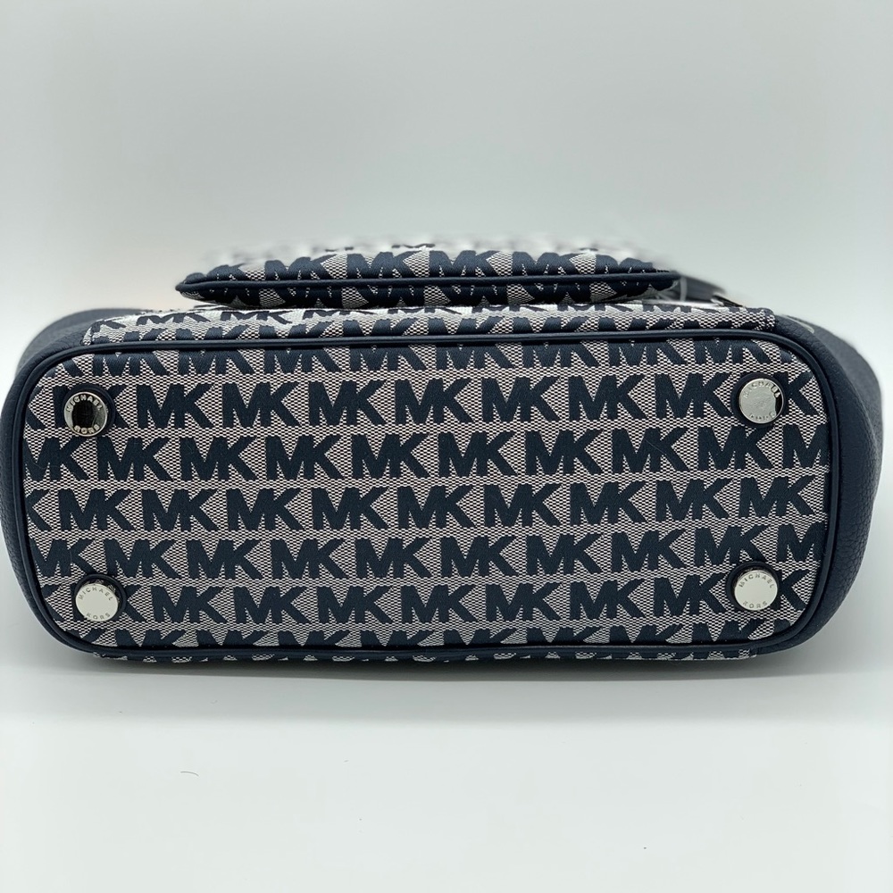 MICHAEL KORS BEDFORD LG EW TZ TOTE &Lg TZ Wristlet - Picture 6 of 11